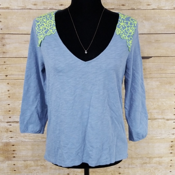 American Eagle Outfitters Tops - American Eagle Floral Embroidered Cut Out Top